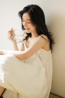 剑气萧萧孔雀翎